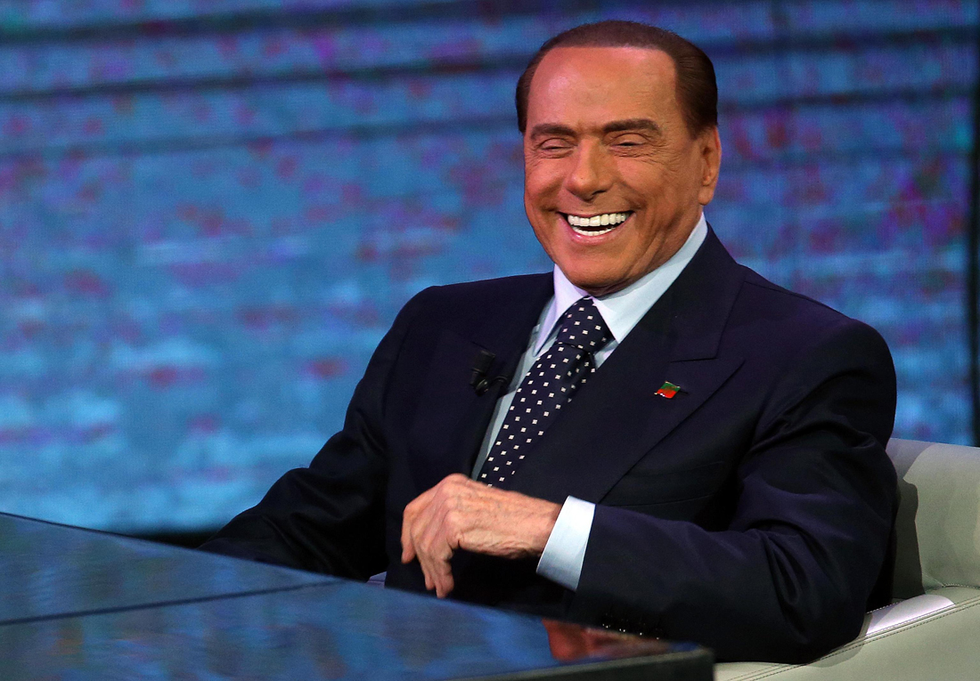 Silvio Berlusconi contro il M5S