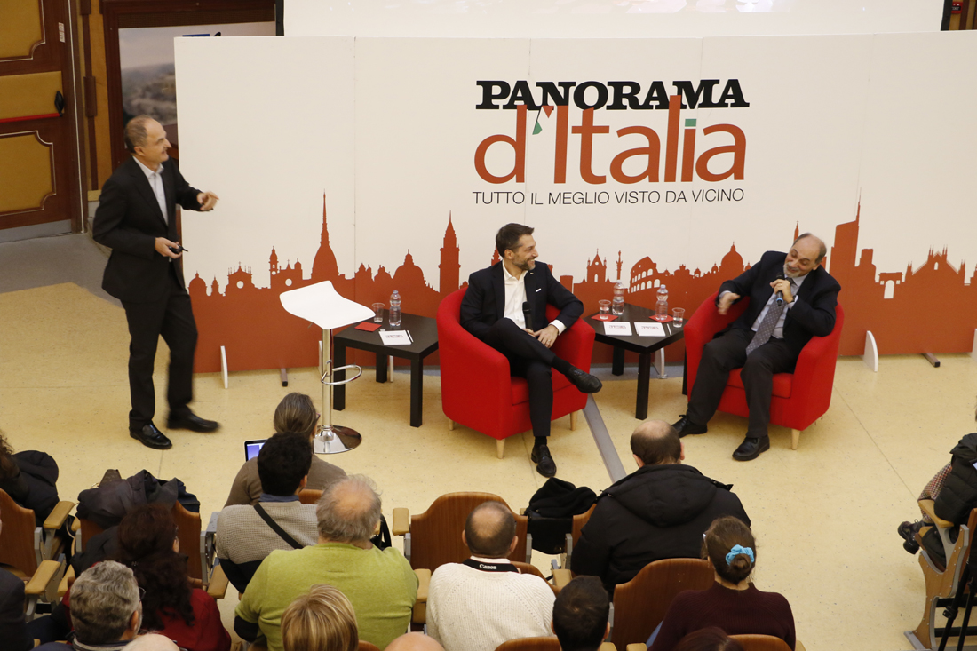 Viaggio nello spazio, tra pianeti e asteroidi – FOTO e VIDEO