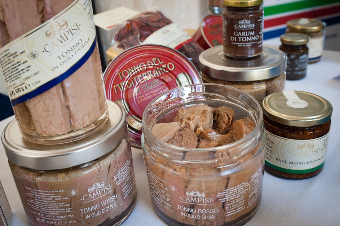 Pesce e vino: il duetto che valorizza le eccellenze siciliane Pesce e vino: il duetto che valorizza le eccellenze siciliane