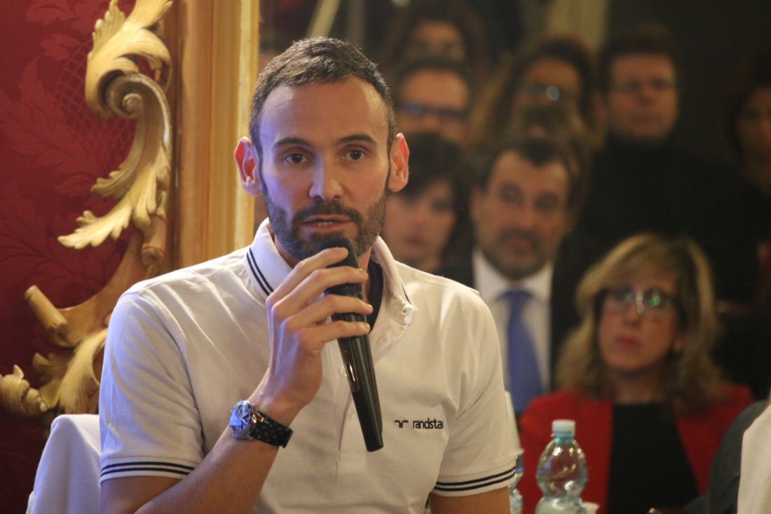 Fare gioco di squadra anche in azienda per arrivare al successo – FOTO e VIDEO