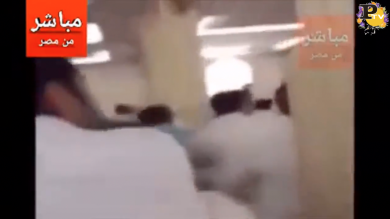 Attentato in Egitto: lo scoppio della bomba nella moschea | video