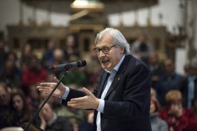 Vittorio Sgarbi a Ragusa, “la provincia più bella della Sicilia” – FOTO e VIDEO