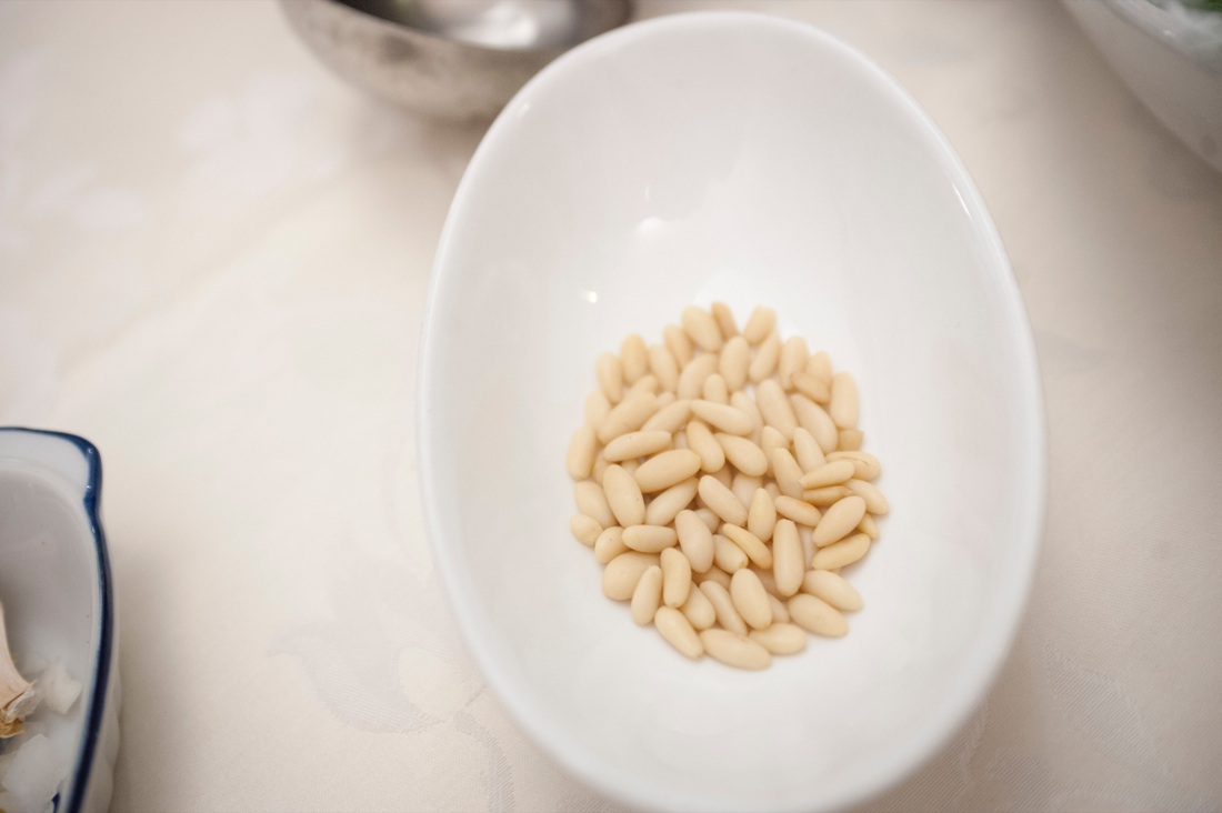 Lo spaghettone alle sarde, finocchietto e pane abbrustolito di Peppe Venezia