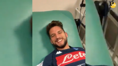 Dries Mertens canta “Abbracciame” in napoletano | video