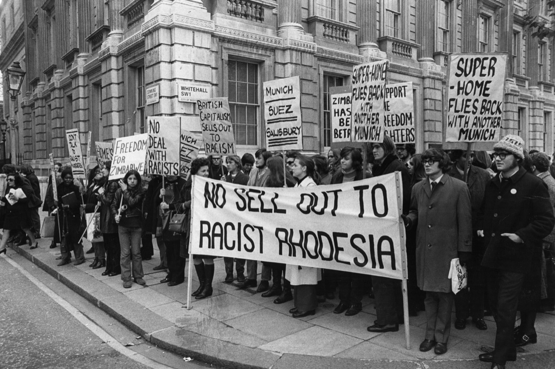 Zimbabwe: dalla colonizzazione alla fine della dittatura di Mugabe – FOTO