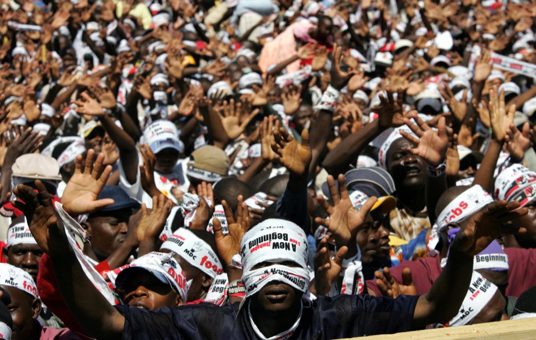 Zimbabwe: dalla colonizzazione alla fine della dittatura di Mugabe – FOTO