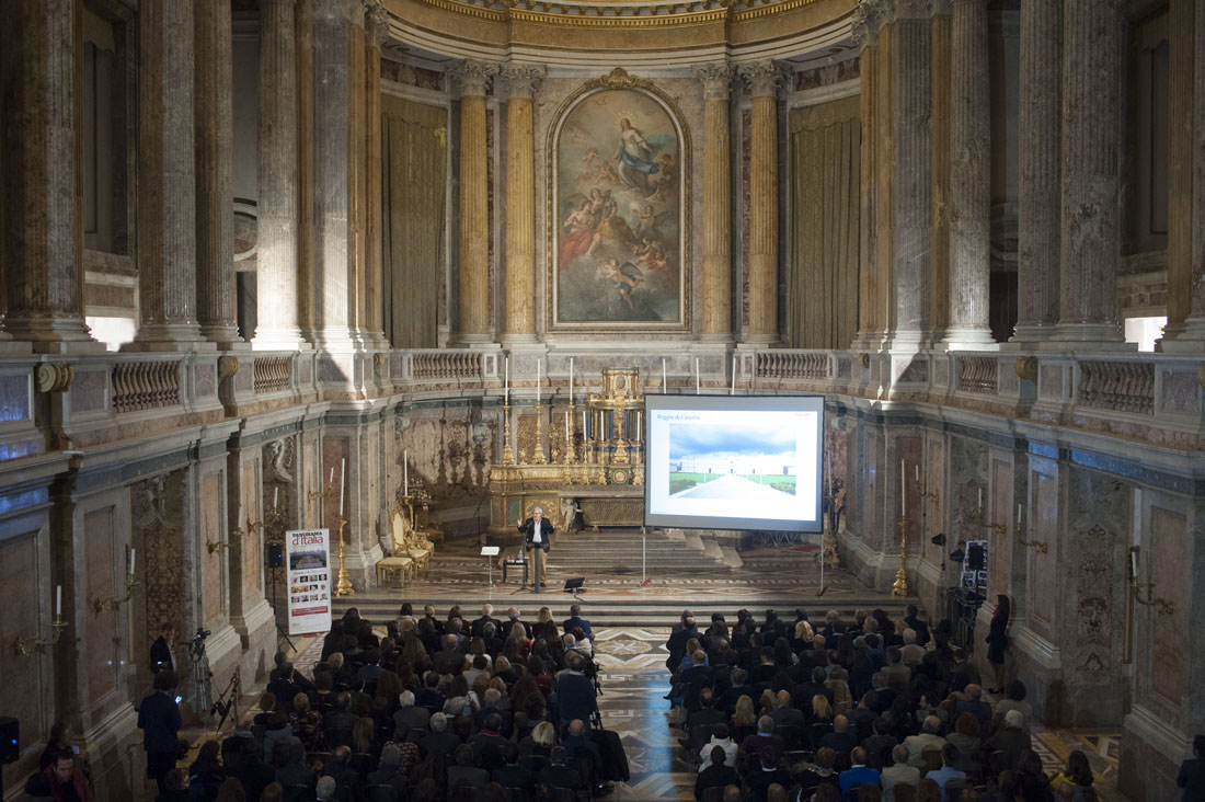 Vittorio Sgarbi: Caserta, la città dove il tempo si è fermato – FOTO e VIDEO