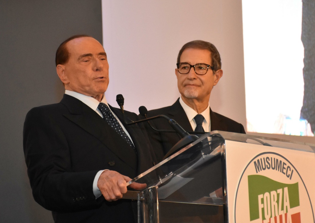 Berlusconi e la lezione siciliana Berlusconi e la lezione siciliana