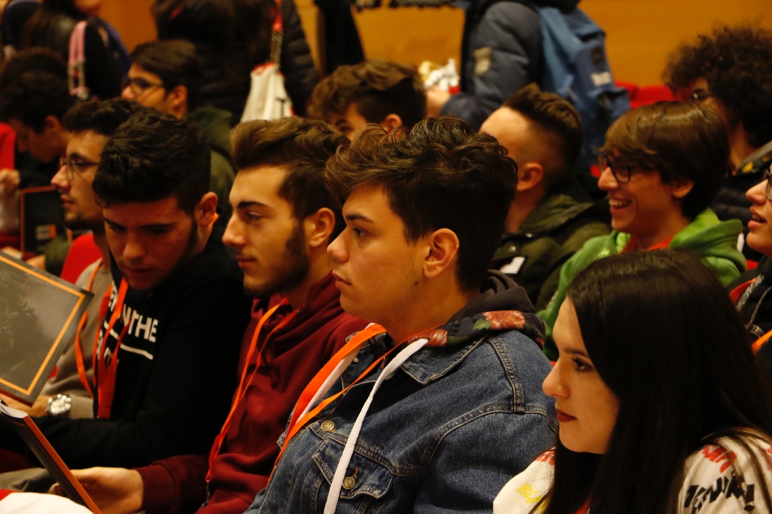 Per trovare lavoro servono tecnica, strumenti e strategie – FOTO e VIDEO