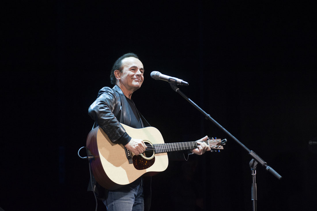 Dodi Battaglia, la musica “bella” che dura in eterno – FOTO e VIDEO Dodi Battaglia, la musica “bella” che dura in eterno – FOTO e VIDEO