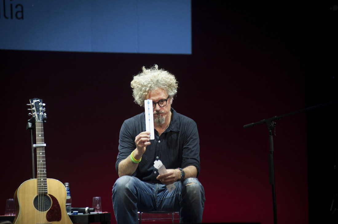 Cruciani e Lega del Filo d’Oro: i testimonial del bracciale – FOTO