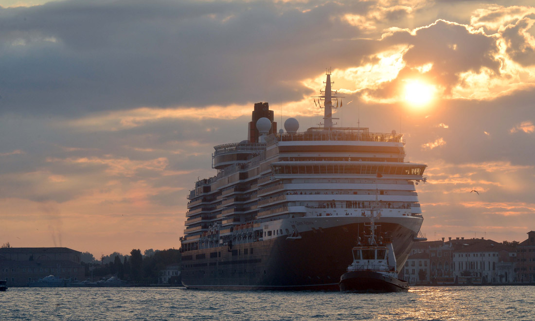 Venezia, stop alle grandi navi da crociera a San Marco – Foto Venezia, stop alle grandi navi da crociera a San Marco – Foto