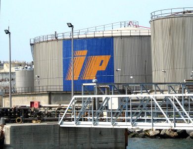 Api compra TotalErg: cosa cambia nel mercato della benzina