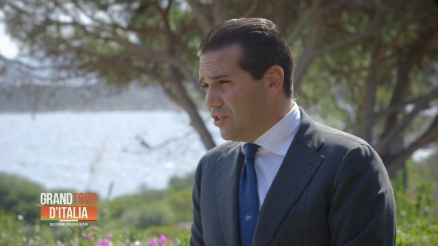 Grand Tour d’Italia: Sgarbi e la Palmas raccontano la Sardegna Grand Tour d’Italia: Sgarbi e la Palmas raccontano la Sardegna