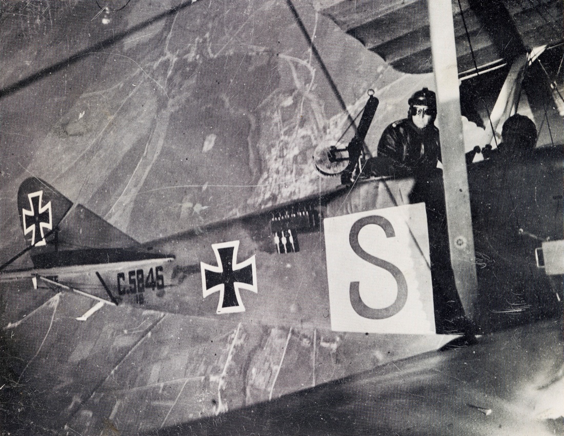 La ritirata vista dal cielo: L’Aviazione italiana a Caporetto La ritirata vista dal cielo: L’Aviazione italiana a Caporetto