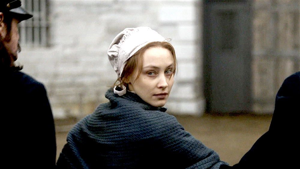 Alias Grace: foto e trailer della serie ispirata a un libro della Atwood