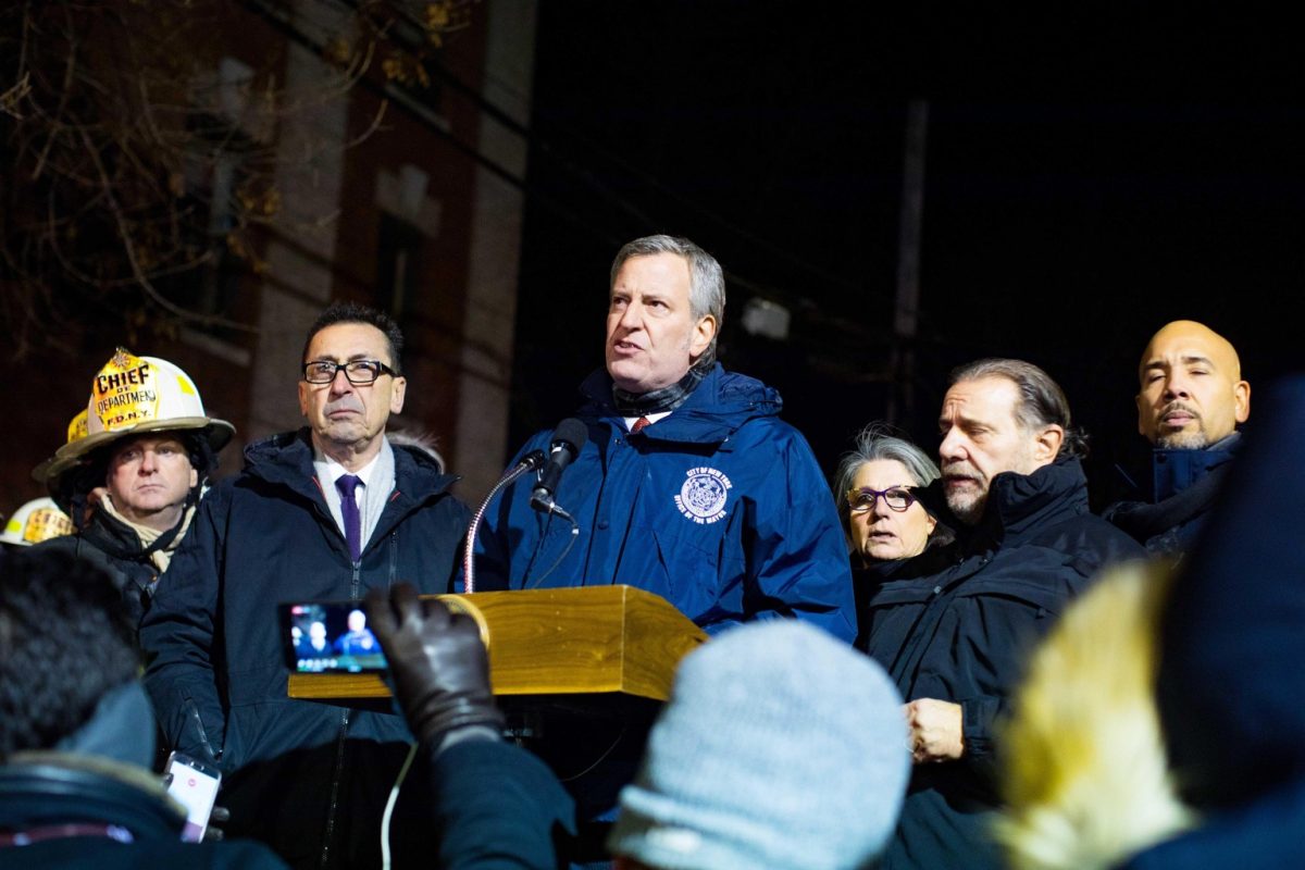 Galleria foto 'New York, incendio nel Bronx: le foto della tragedia' - foto 10