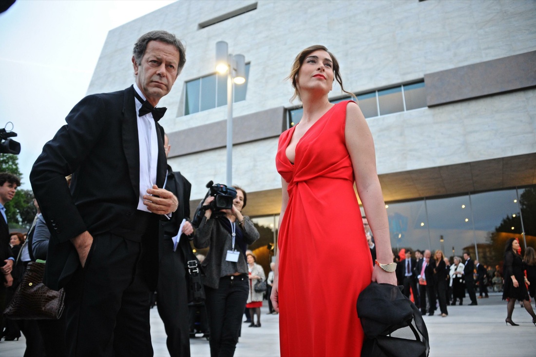 Perché Maria Elena Boschi non si dimetterà