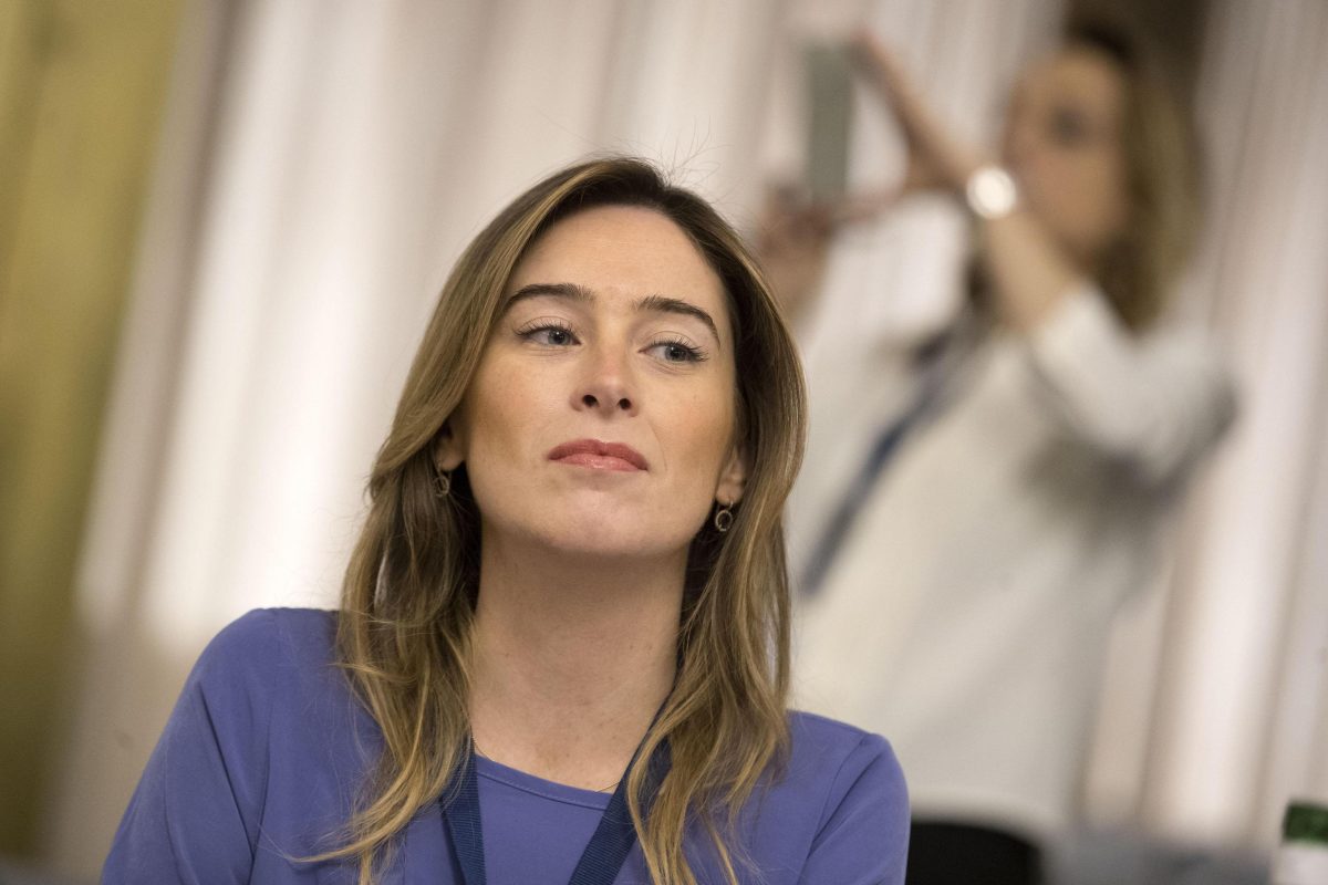 Galleria foto 'Perché Maria Elena Boschi non si dimetterà' - foto 7