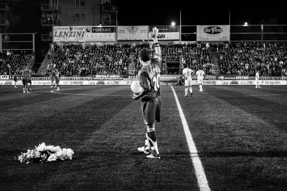 Juventus: l’anno della B in un libro tra foto e storie