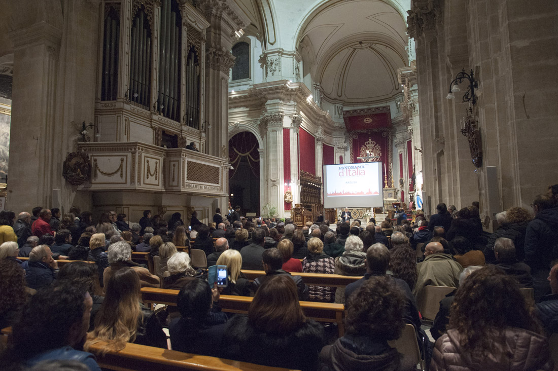Grand Tour d’Italia: a Ragusa con Sgarbi e Rita Dalla Chiesa Grand Tour d’Italia: a Ragusa con Sgarbi e Rita Dalla Chiesa