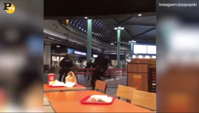 Amsterdam: Polizia spara a uomo con coltello all’aeroporto | video