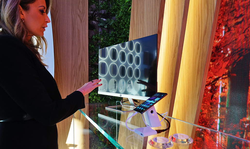 Cosa c’è dentro il nuovo Huawei Experience Store di Milano Cosa c’è dentro il nuovo Huawei Experience Store di Milano