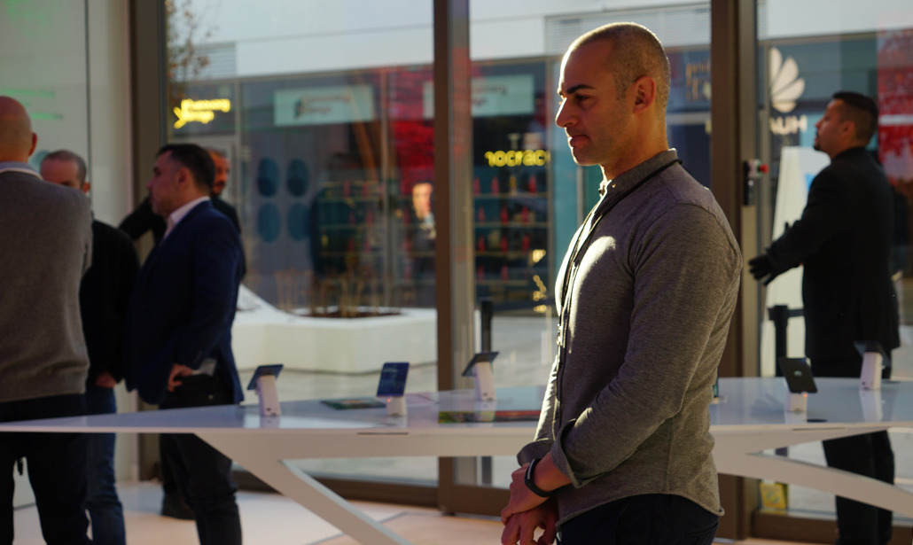 Cosa c’è dentro il nuovo Huawei Experience Store di Milano Cosa c’è dentro il nuovo Huawei Experience Store di Milano