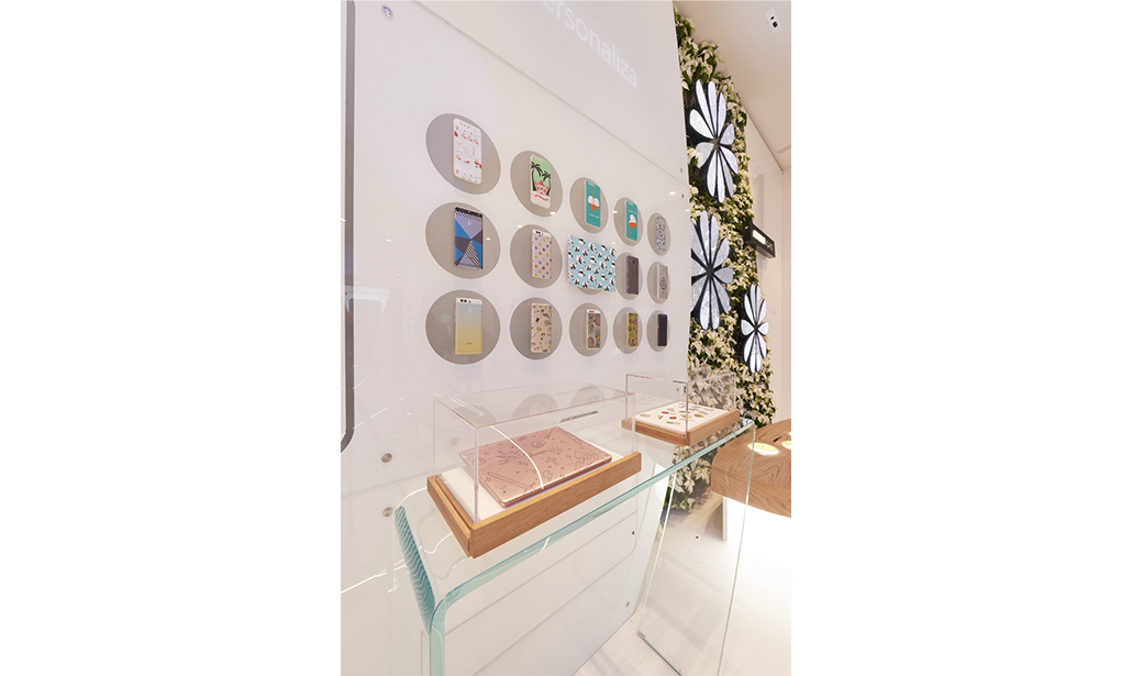 Cosa c’è dentro il nuovo Huawei Experience Store di Milano Cosa c’è dentro il nuovo Huawei Experience Store di Milano