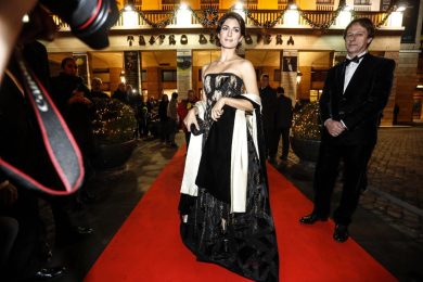 Virginia Raggi alla prima dell’Opera di Roma – FOTO