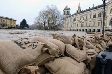 Maltempo: neve, pioggia e allagamenti da Nord a Sud – FOTO