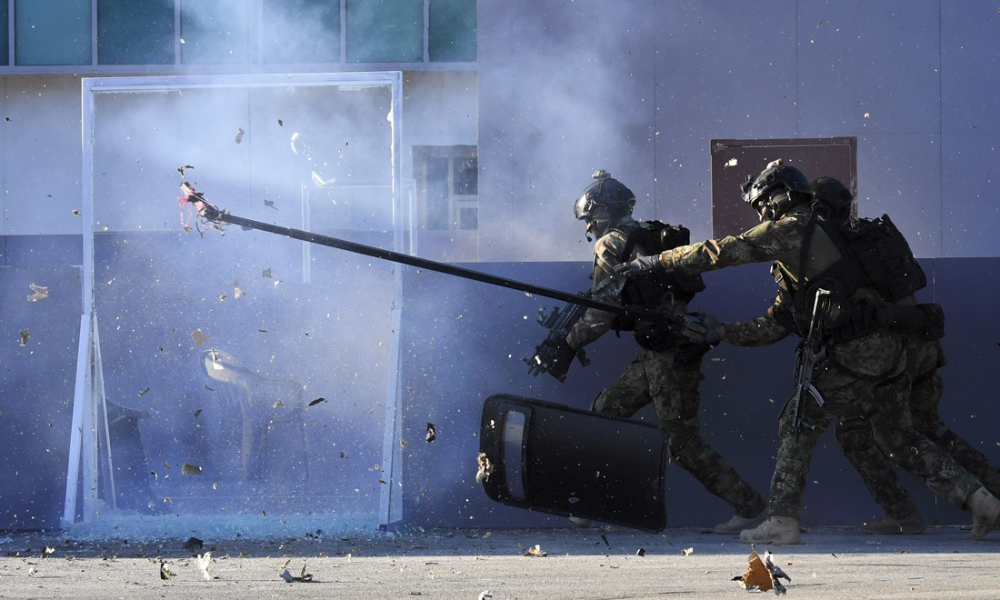 Corea del Sud, esercitazioni anti-terrorismo per le Olimpiadi invernali – Foto