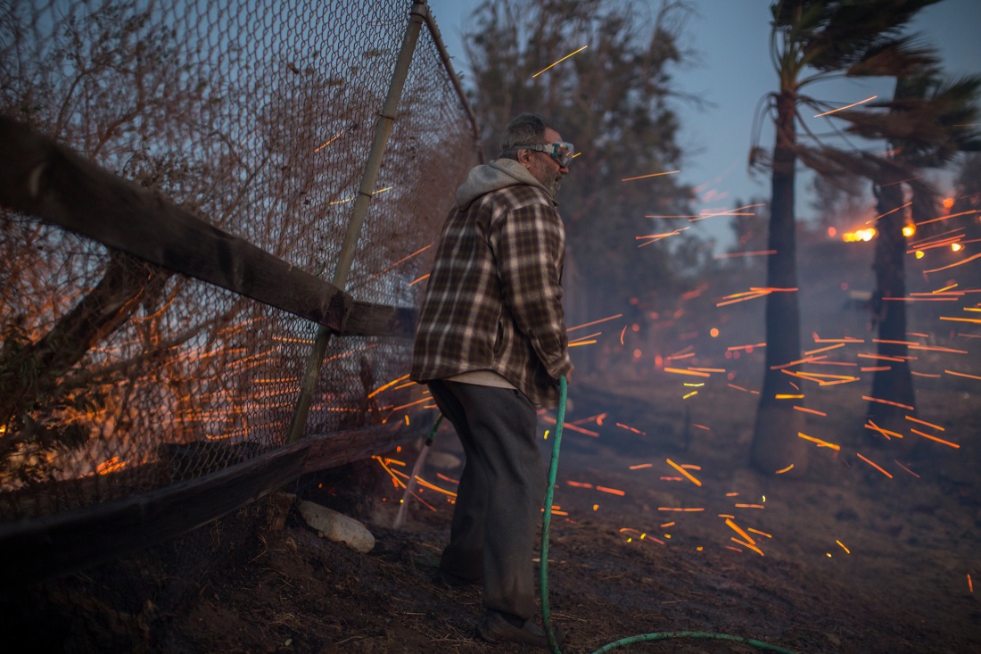 La California brucia ancora. Stato di emergenza anche a Los Angeles – FOTO La California brucia ancora. Stato di emergenza anche a Los Angeles – FOTO