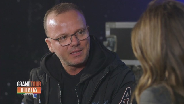 Grand Tour d’Italia: a Caserta con D’Alessio e Serena Autieri Grand Tour d’Italia: a Caserta con D’Alessio e Serena Autieri