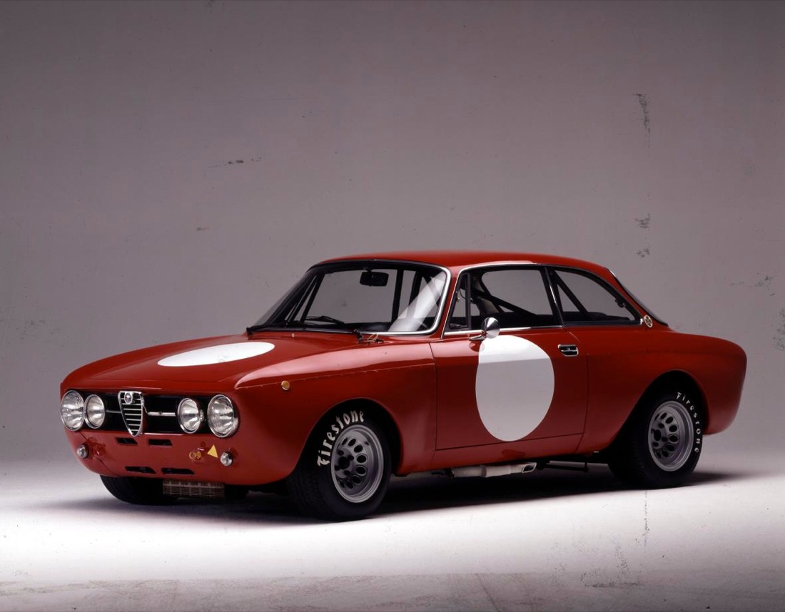 Alfa Romeo: storia e foto di un mito dell’automobilismo mondiale