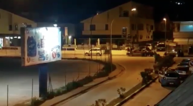 Bellona: uomo spara per strada | video