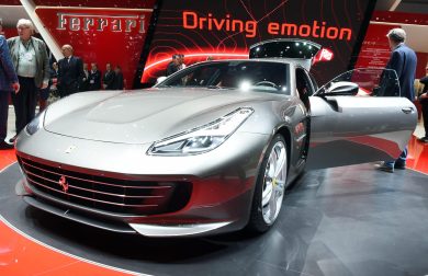 Ferrari, perché Marchionne punta su Suv ed elettrico