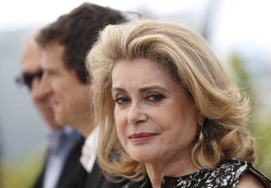 Catherine Deneuve chiede scusa alle vittime di molestie