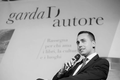 Il Di Maio leader che dice addio alla base