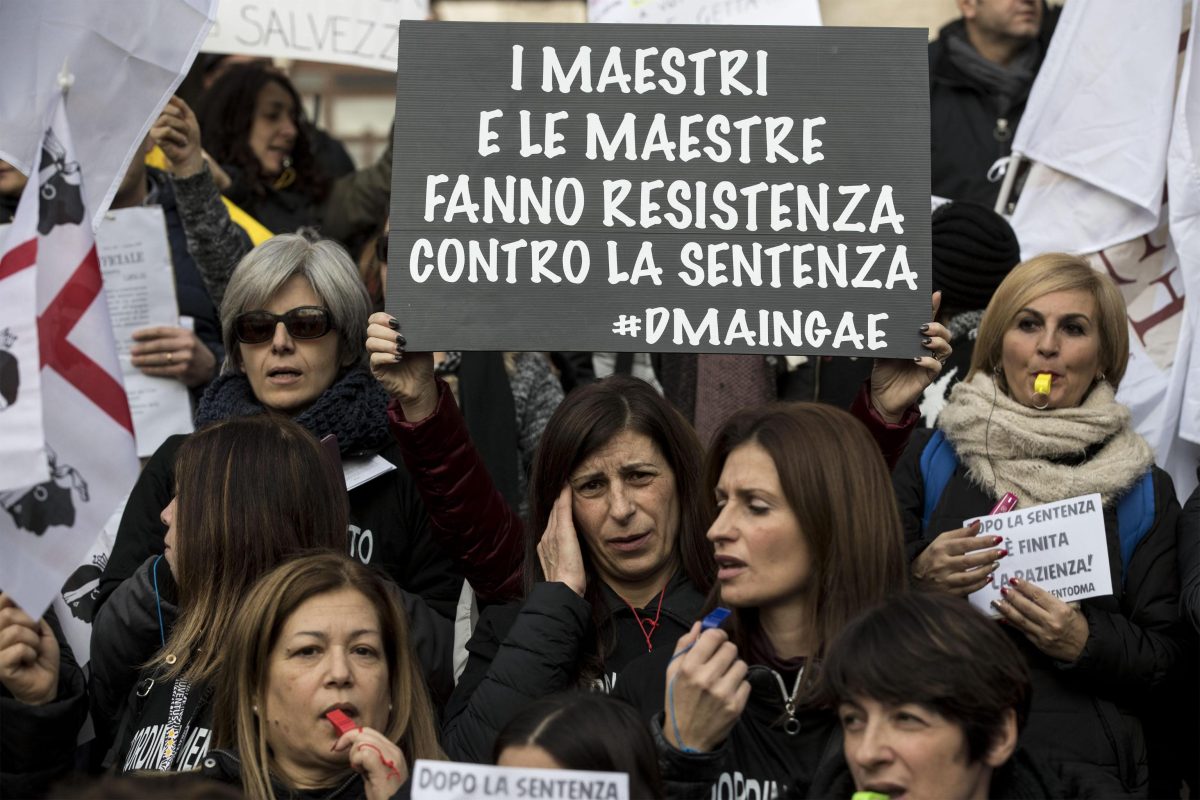 Galleria foto 'Sciopero generale della scuola: i motivi e le conseguenze' - foto 16