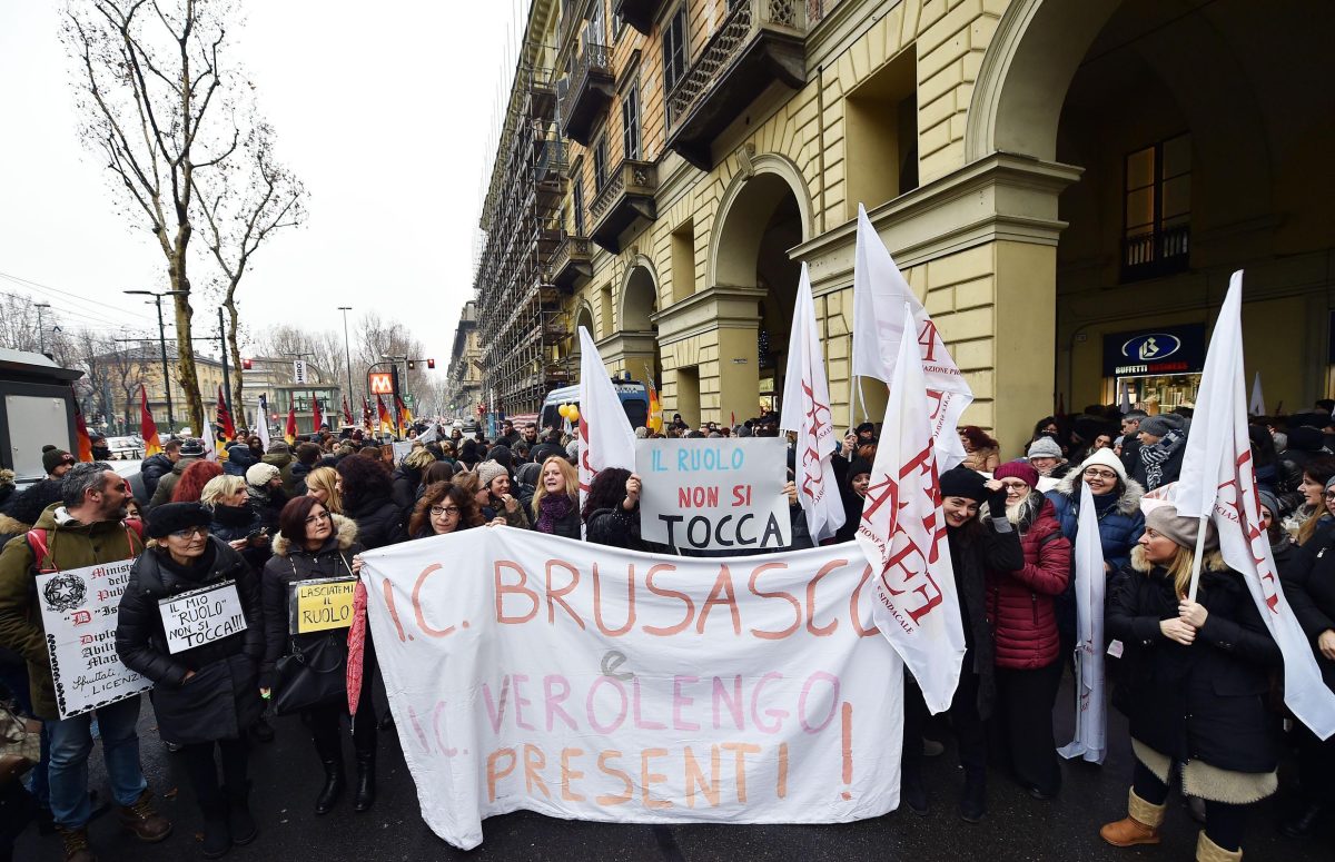 Galleria foto 'Sciopero generale della scuola: i motivi e le conseguenze' - foto 4