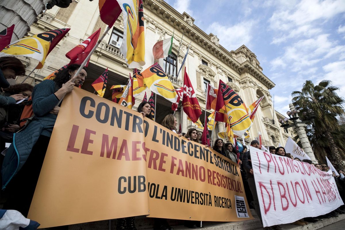 Galleria foto 'Sciopero generale della scuola: i motivi e le conseguenze' - foto 17