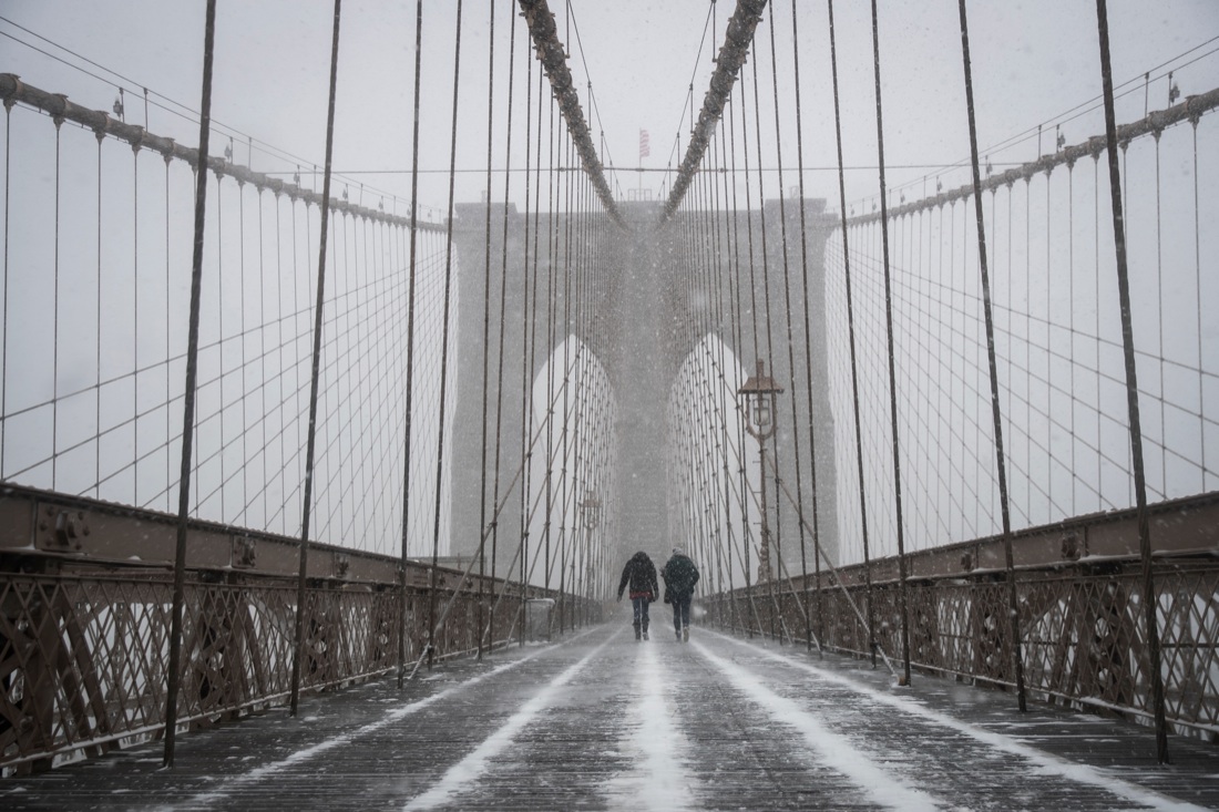 New York: la tormenta di neve che blocca la città – FOTO New York: la tormenta di neve che blocca la città – FOTO