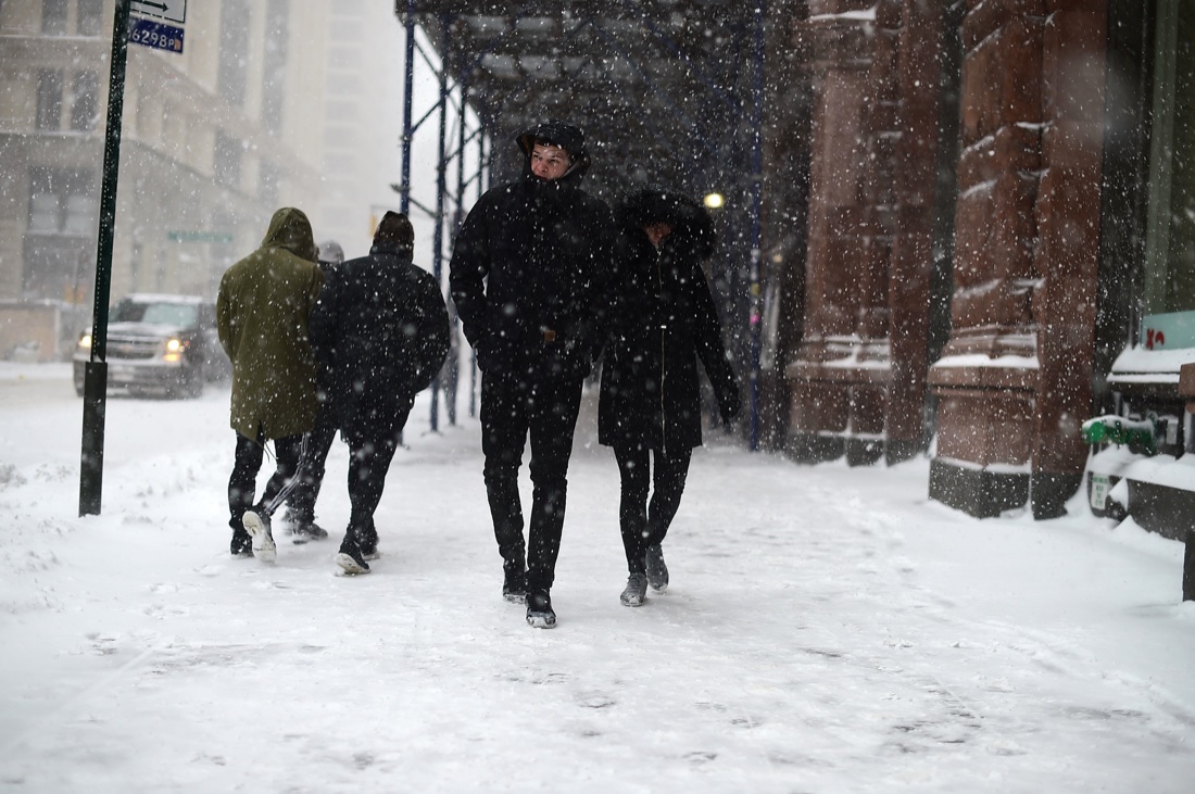 New York: la tormenta di neve che blocca la città – FOTO New York: la tormenta di neve che blocca la città – FOTO