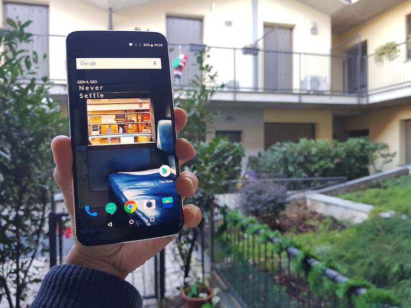 OnePlus 5T Star Wars arriva in Italia ma si chiama Sandstone White OnePlus 5T Star Wars arriva in Italia ma si chiama Sandstone White