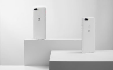 OnePlus 5T Star Wars arriva in Italia ma si chiama Sandstone White
