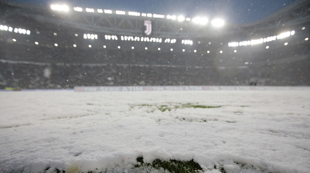 Juventus-Atalanta rinviata per neve: le immagini del maltempo allo Stadium