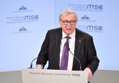 Perché Juncker ha sbagliato a parlare delle elezioni italiane