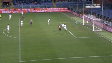 Autogol di Ranocchia in Genoa-Inter 2-0 | video