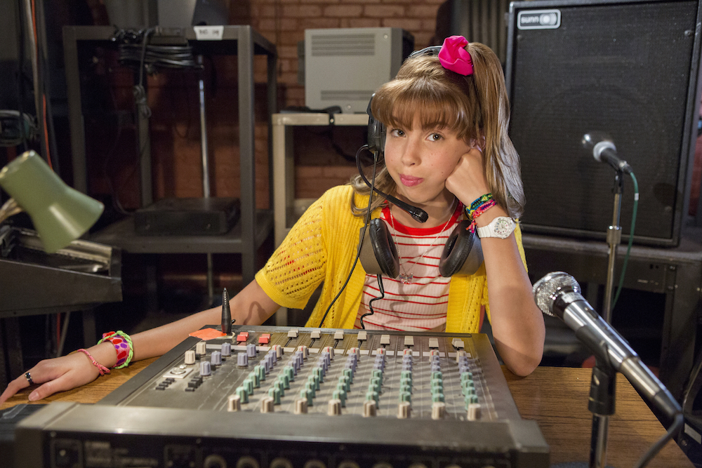 Everything Sucks! Foto e trailer della serie tv sugli anni 90